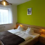 Arheilger Hof מלון 3*