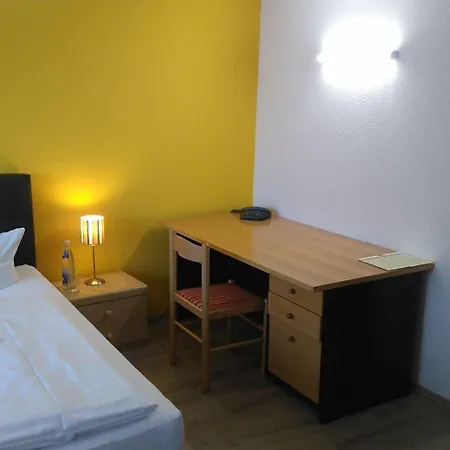 Arheilger Hof 3*